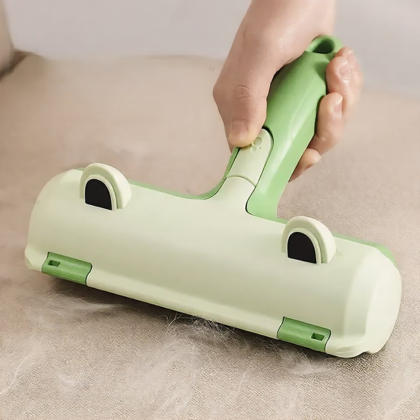 Reusable Pet Hair Remover Roller – Effortless Fur Removal for Sofas, Carpets & Clothes